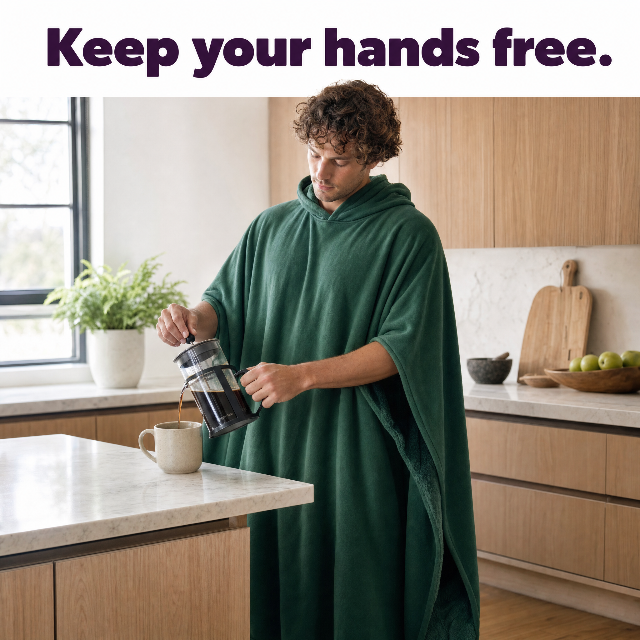 Man pouring coffee in a forest green HeavyHug. Keep your hands free.